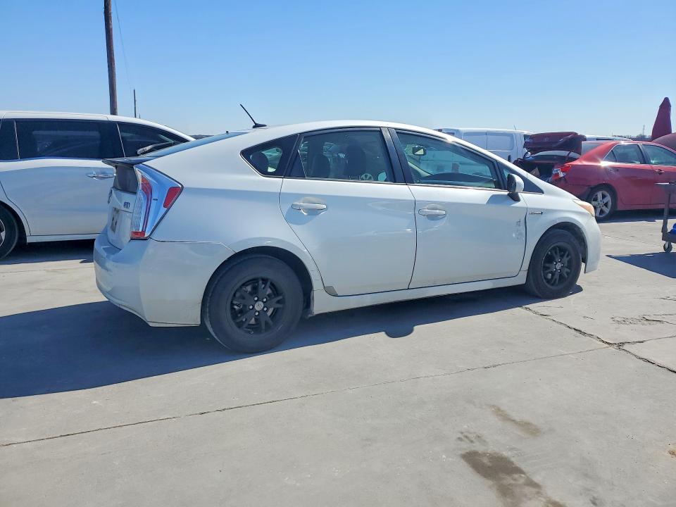Zdjęcie 3 z aukcji – 2014 TOYOTA PRIUS z VIN JTDKN3DU2E0385707