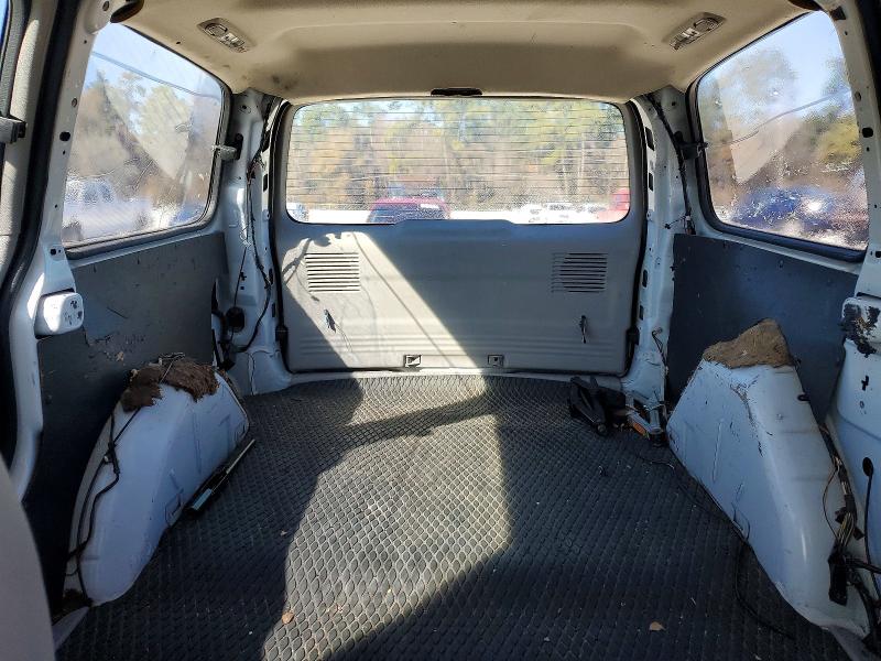 Photo 10 from auction – 2000 CHEVROLET VENTURE with VIN 1GNDX03E7YD181758