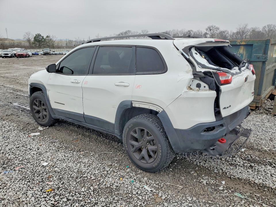 Photo 2 from auction – 2015 JEEP CHEROKEE with VIN 1C4PJMBS8FW504576