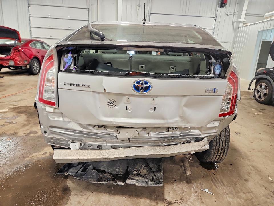 Photo 6 from auction – 2012 TOYOTA PRIUS with VIN JTDKN3DU8C5525405