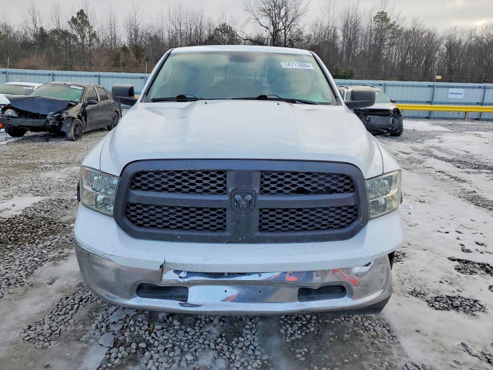Photo 5 from auction – 2016 RAM 1500 with VIN 1C6RR6GG0GS299515