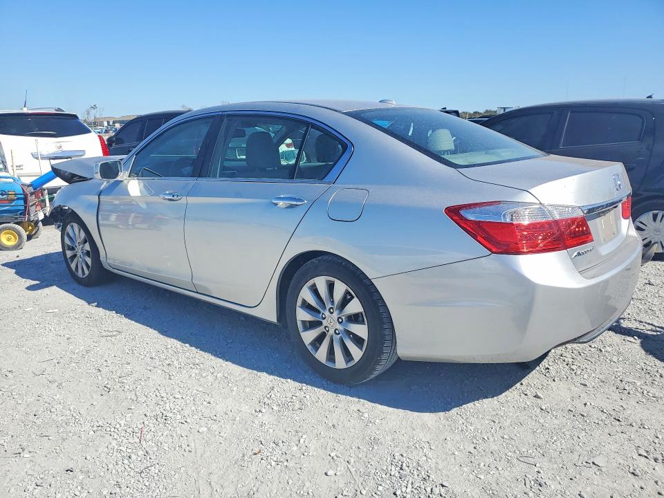 Photo 2 from auction – 2014 HONDA ACCORD EXL with VIN 1HGCR2F86EA208124