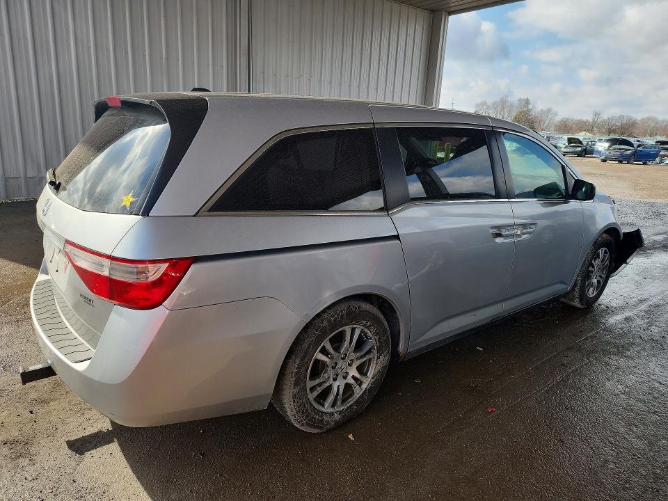 Photo 3 from auction – 2013 HONDA ODYSSEY with VIN 5FNRL5H66DB041518
