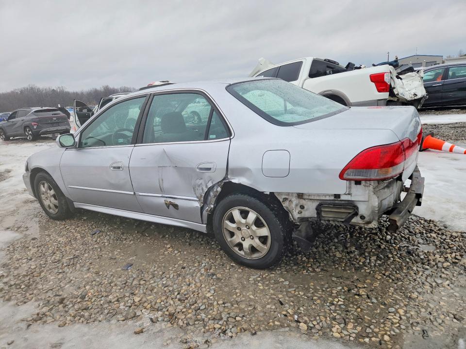 Photo 2 from auction – 2002 HONDA ACCORD EX with VIN 1HGCG566X2A045091