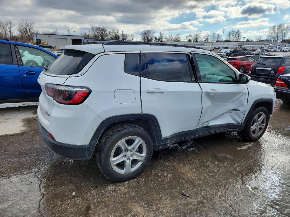 Photo 3 from auction – 2023 JEEP COMPASS LA with VIN 3C4NJDBN9PT561748
