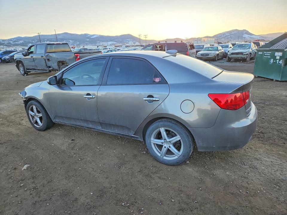 Photo 2 from auction – 2011 KIA FORTE with VIN KNAFU4A21B5378689