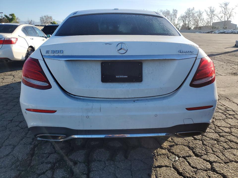 Photo 6 from auction – 2017 MERCEDES-BENZ E with VIN WDDZF4KB8HA098329