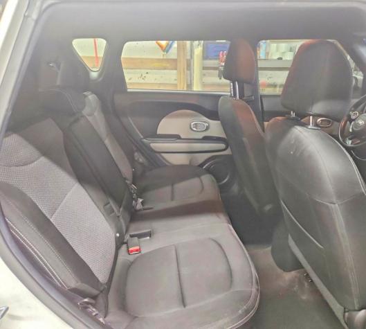 Photo 11 from auction – 2017 KIA SOUL with VIN KNDJP3A58H7467231