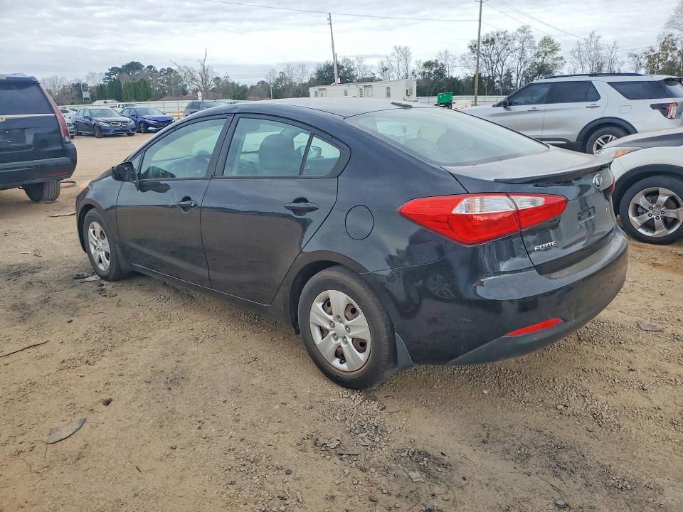 Photo 2 from auction – 2015 KIA FORTE with VIN KNAFK4A6XF5313239