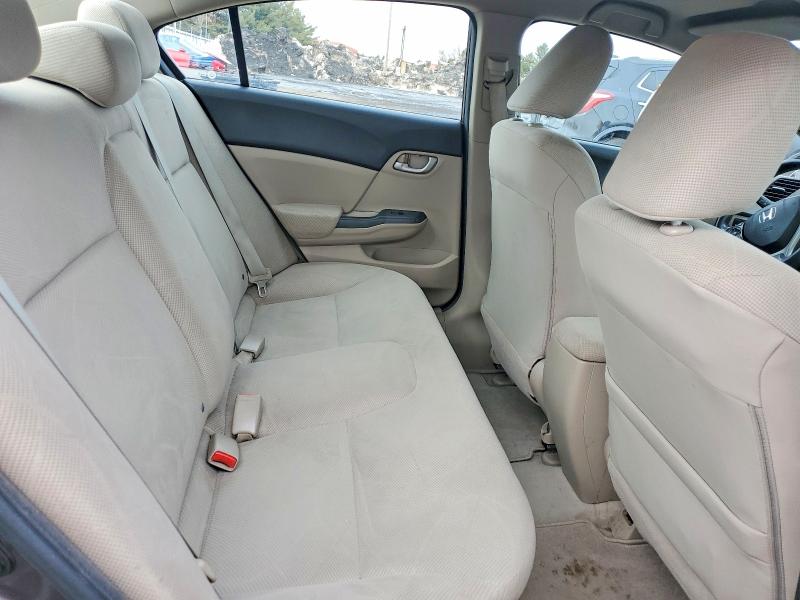 Photo 10 from auction – 2012 HONDA CIVIC with VIN 2HGFB2F53CH561040