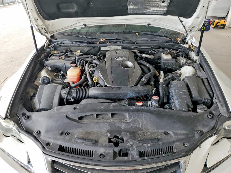 Photo 11 from auction – 2016 LEXUS IS with VIN JTHBA1D20G5020557
