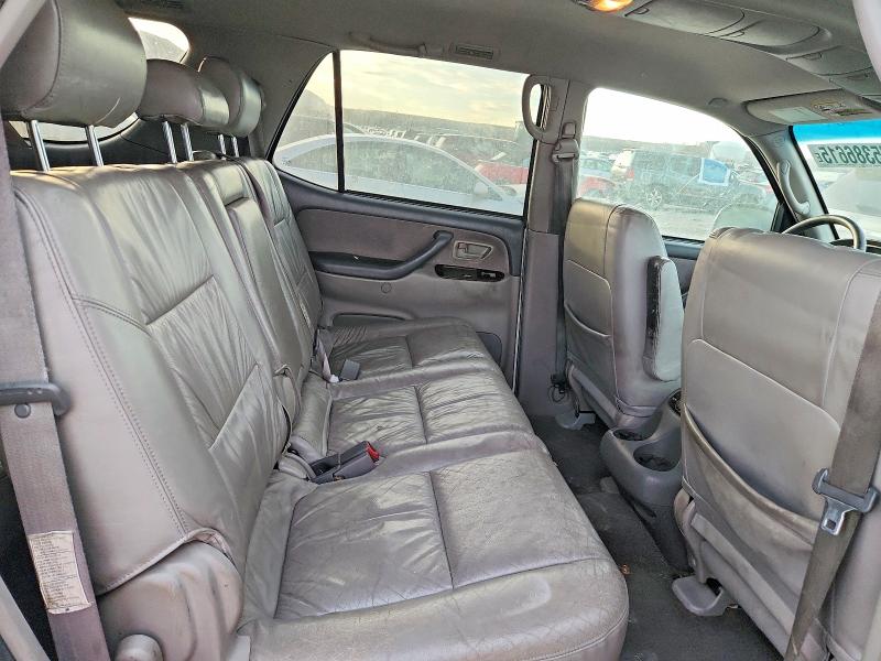 صورة رقم 11 من المزاد - 2004 TOYOTA SEQUOIA SR مع VIN 5TDBT44A74S206199