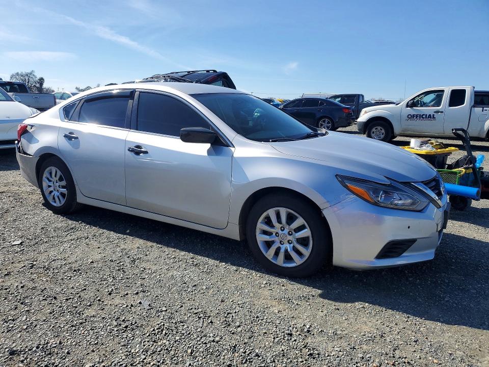 Photo 4 from auction – 2016 NISSAN ALTIMA 2.5 with VIN 1N4AL3AP2GC209148