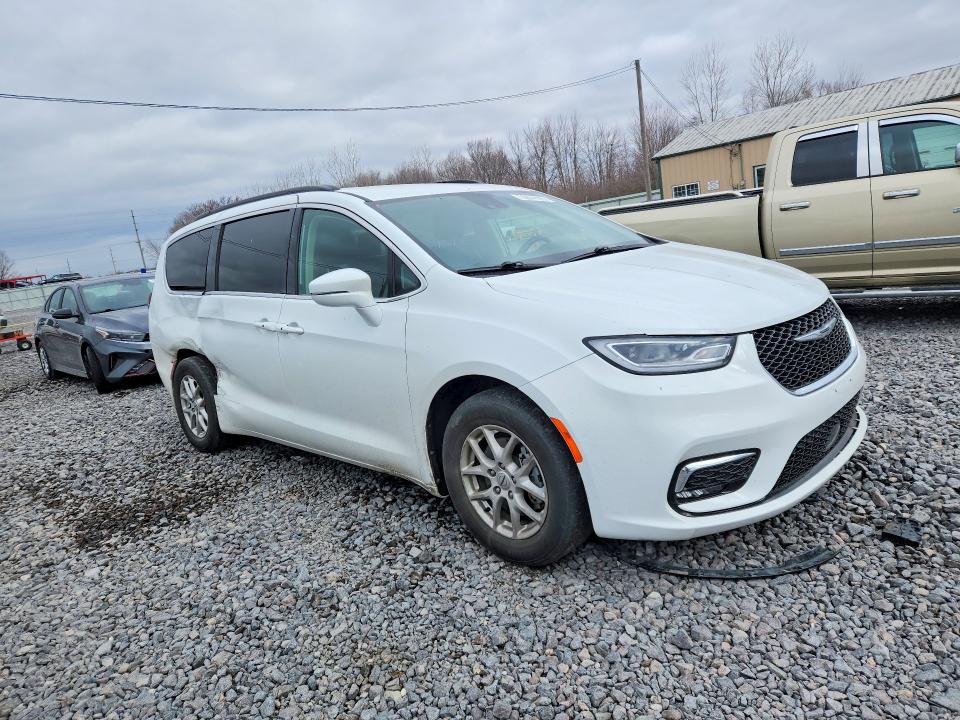 Photo 4 from auction – 2022 CHRYSLER PACIFICA with VIN 2C4RC1BG1NR218301