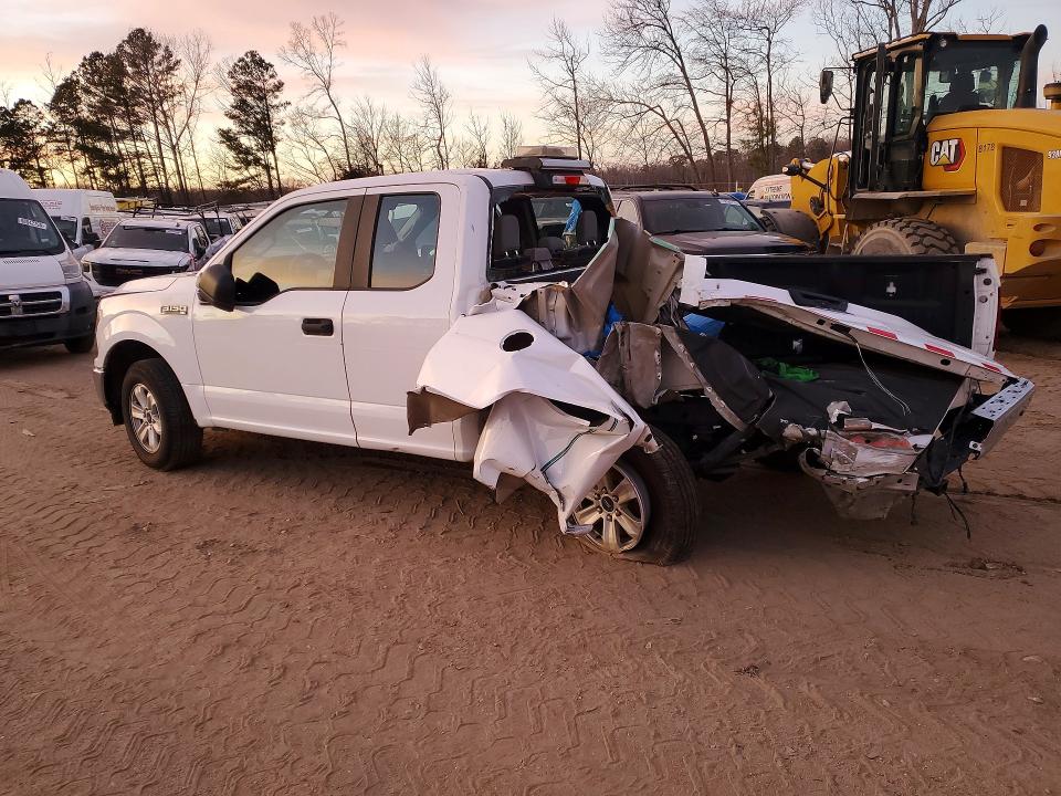 Photo 2 from auction – 2020 FORD F150 SUPER with VIN 1FTEX1C51LKD35680