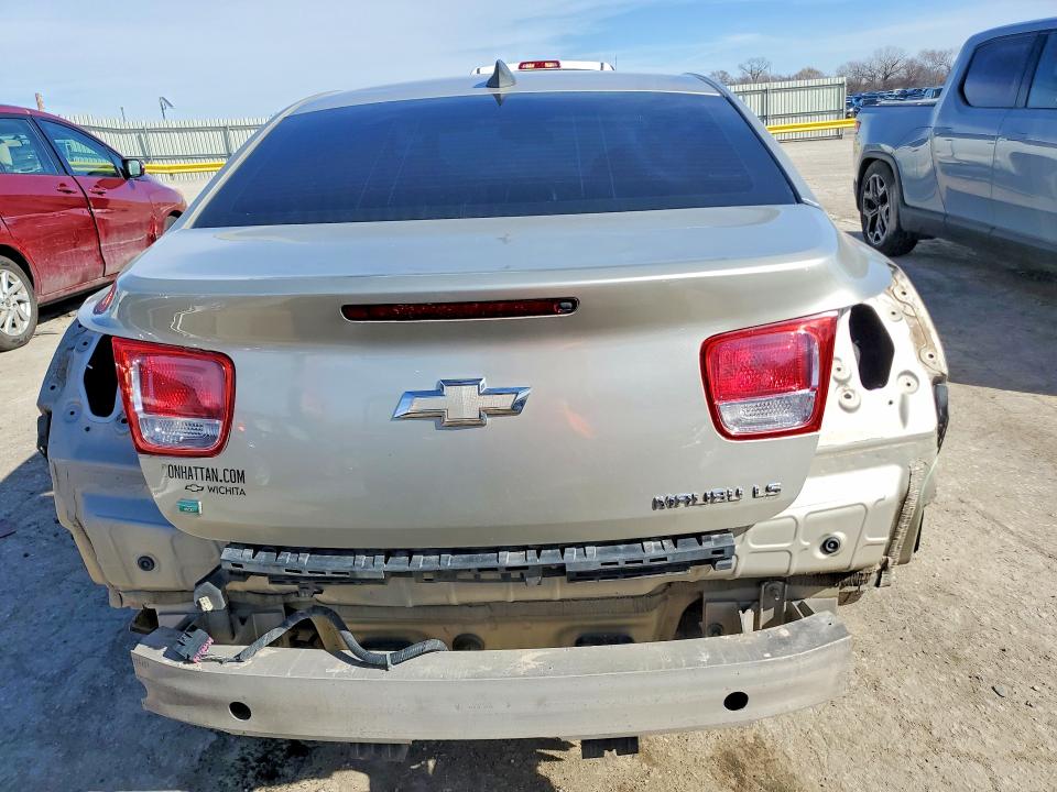 Photo 6 from auction – 2015 CHEV MALIBU with VIN 1G11B5SL6FF142077