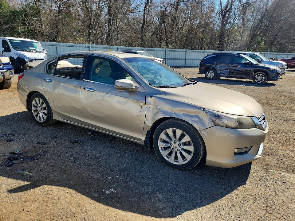 Photo 4 from auction – 2013 HONDA ACCORD with VIN 1HGCR2F77DA175446