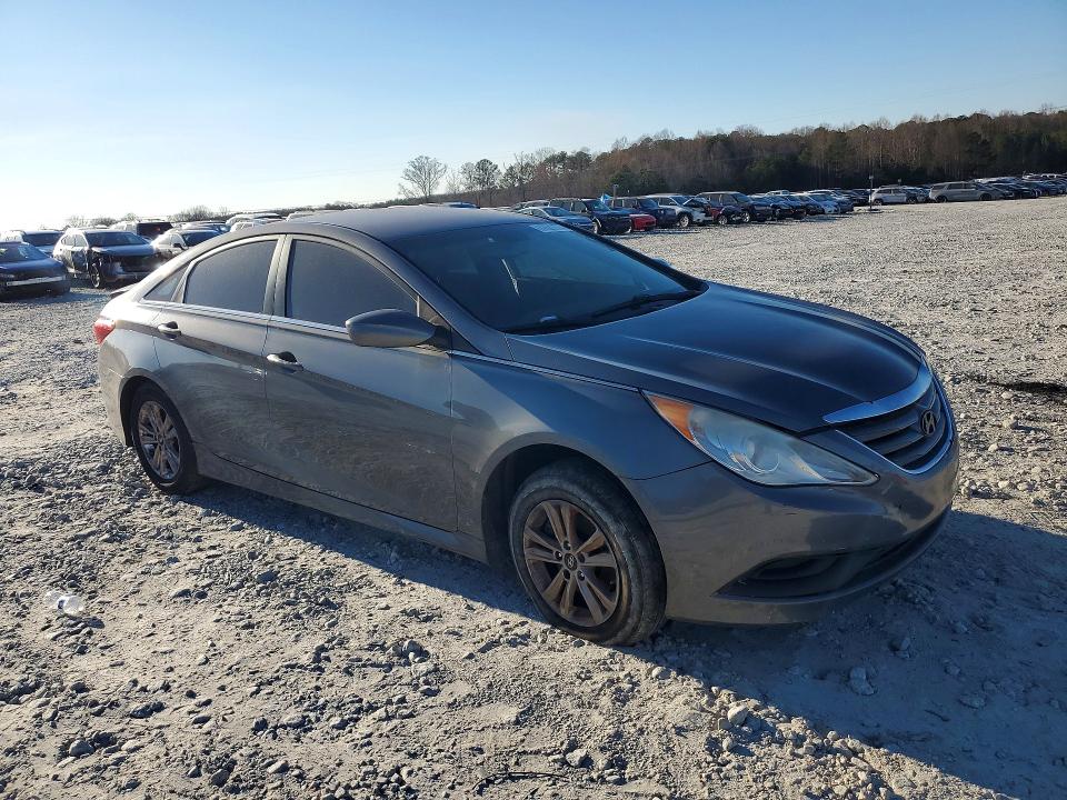 Photo 4 from auction – 2014 HYUNDAI SONATA GLS with VIN 5NPEB4AC9EH934443