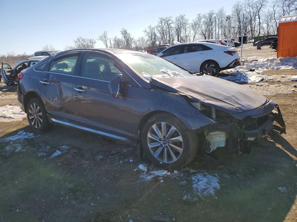 Photo 4 from auction – 2016 HYUNDAI SONATA SPO with VIN 5NPE34AF6GH435299