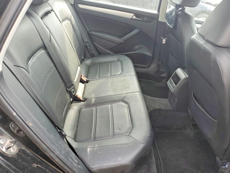 Photo 10 from auction – 2012 VOLKSWAGEN PASSAT with VIN 1VWBH7A38CC043746