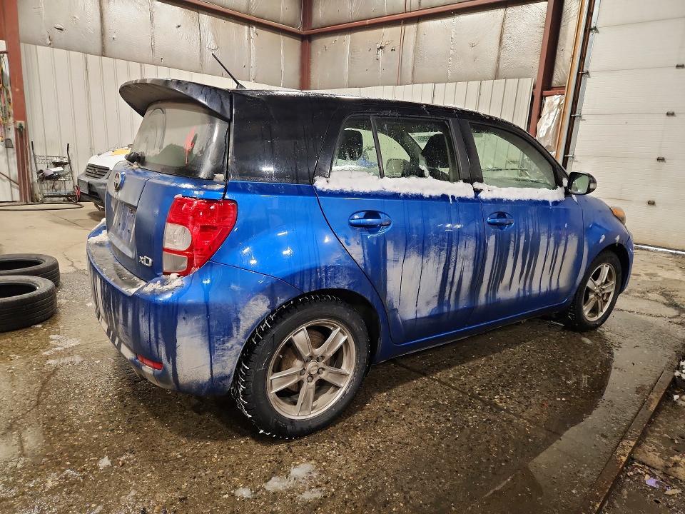 Photo 3 from auction – 2013 TOYOTA SCION XD with VIN JTKKUPB45D1032828