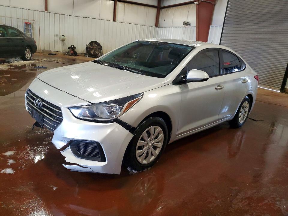 HYUNDAI ACCENT SE 2019 with VIN 3KPC24A3XKE059767 - Photo from auction