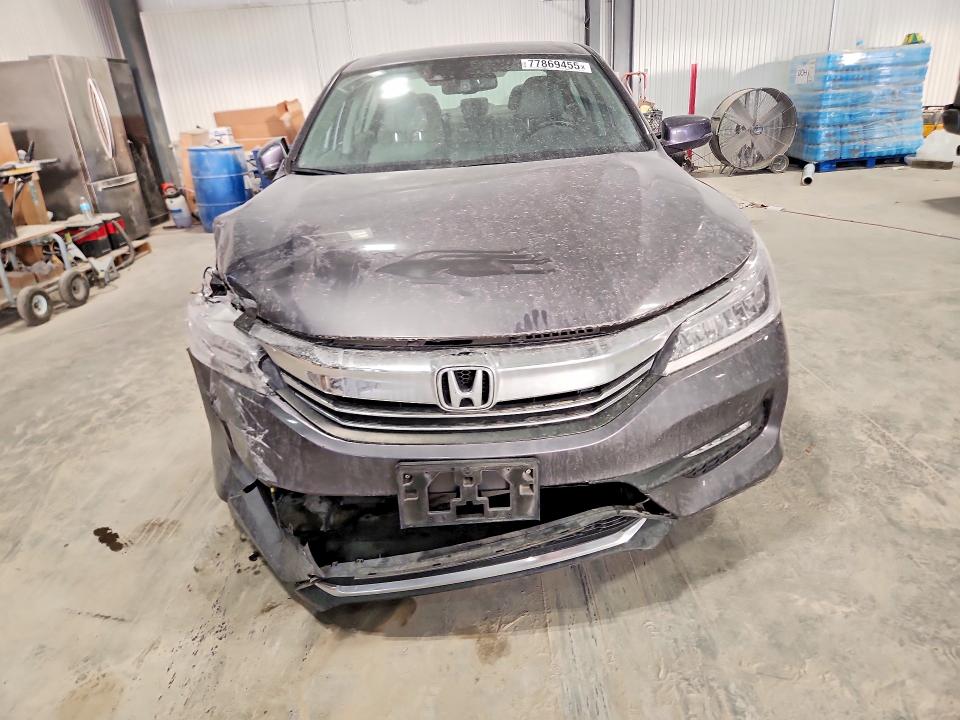 Photo 5 from auction – 2016 HONDA ACCORD with VIN 1HGCR3F90GA018949