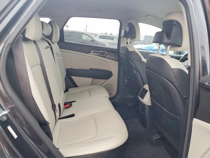 Photo 11 from auction – 2023 KIA SPORTAGE with VIN 5XYK33AF1PG024199
