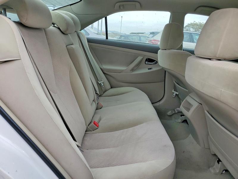 Photo 10 from auction – 2011 TOYOTA CAMRY with VIN 4T4BF3EK9BR103028