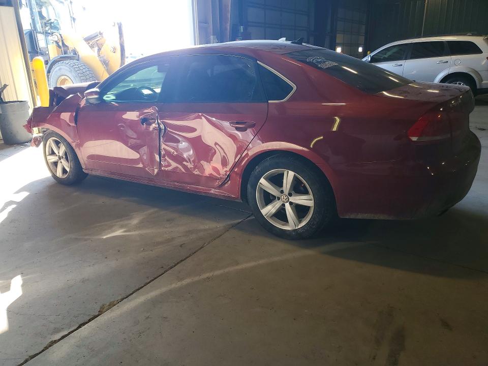 Photo 2 from auction – 2015 VOLKSWAGEN PASSAT with VIN 1VWBT7A33FC026517