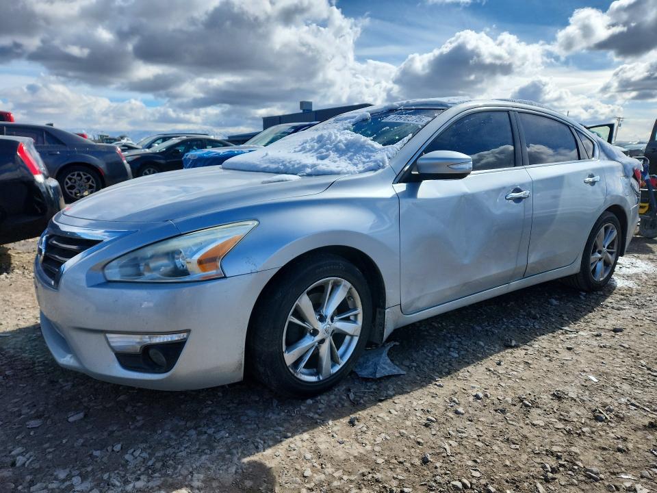 NISS ALTIMA 2015 with VIN 1N4AL3AP1FC204683 - Photo from auction