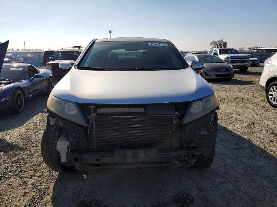 Photo 5 from auction – 2011 KIA SORENTO with VIN 5XYKTCA10BG029469