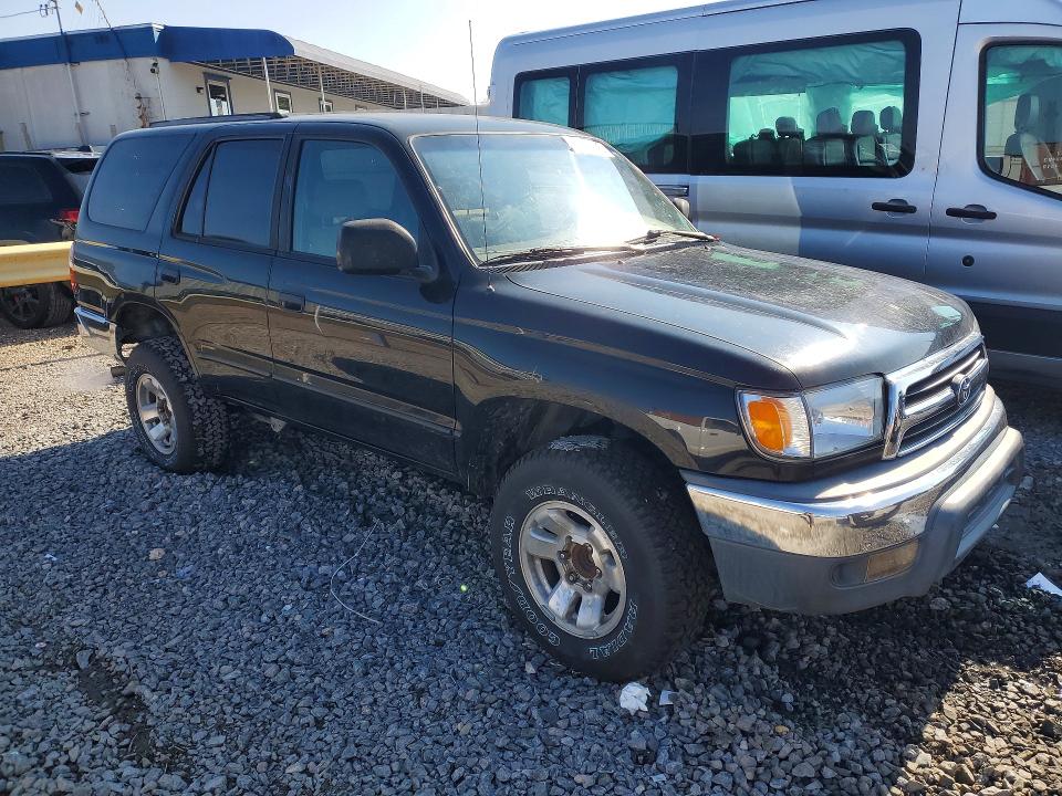 Photo 4 from auction – 2000 TOYOTA 4RUNNER with VIN JT3GM84R0Y0058412