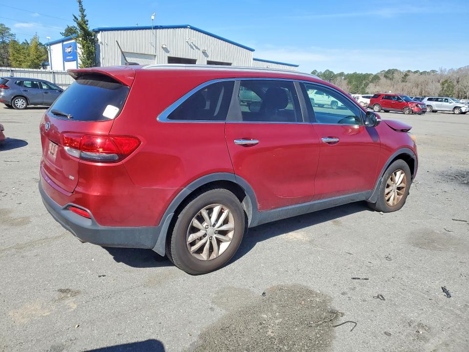 Photo 3 from auction – 2016 KIA SORENTO with VIN 5XYPG4A39GG116392