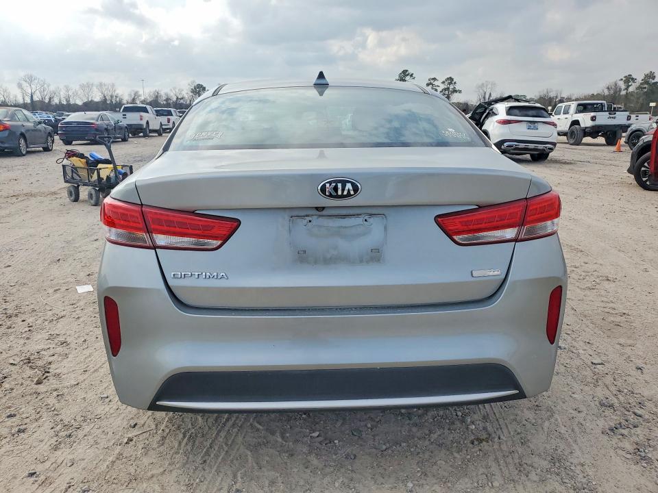Photo 6 from auction – 2017 KIA OPTIMA with VIN KNAGT4LCXH5008380