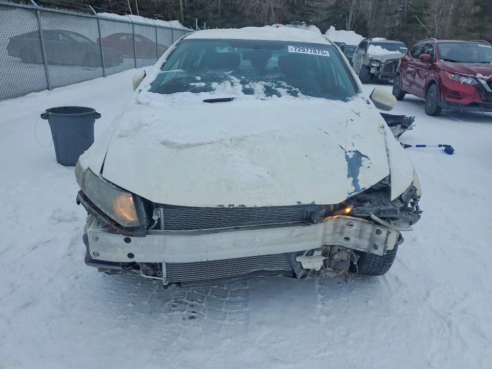 Photo 5 from auction – 2015 HONDA CIVIC with VIN 2HGFB2F40FH052275