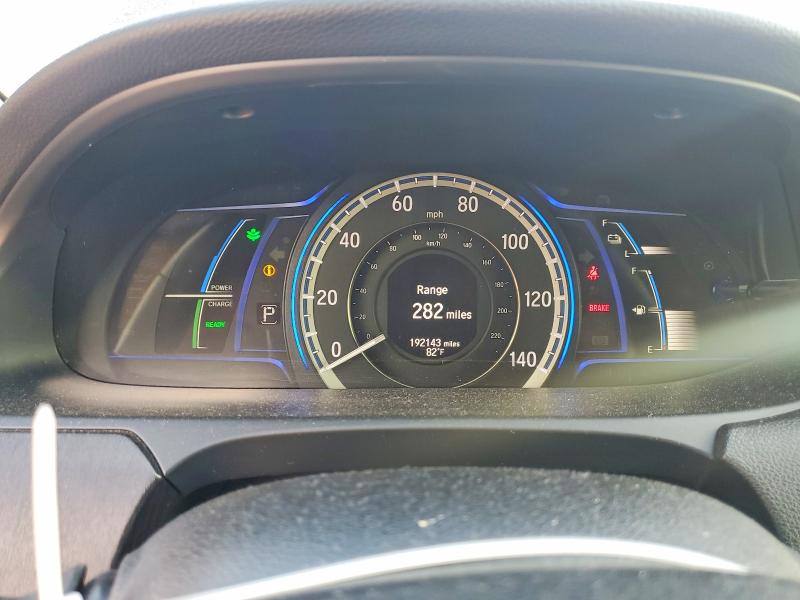 Photo 9 from auction – 2014 HONDA ACCORD with VIN 1HGCR6F53EA000537