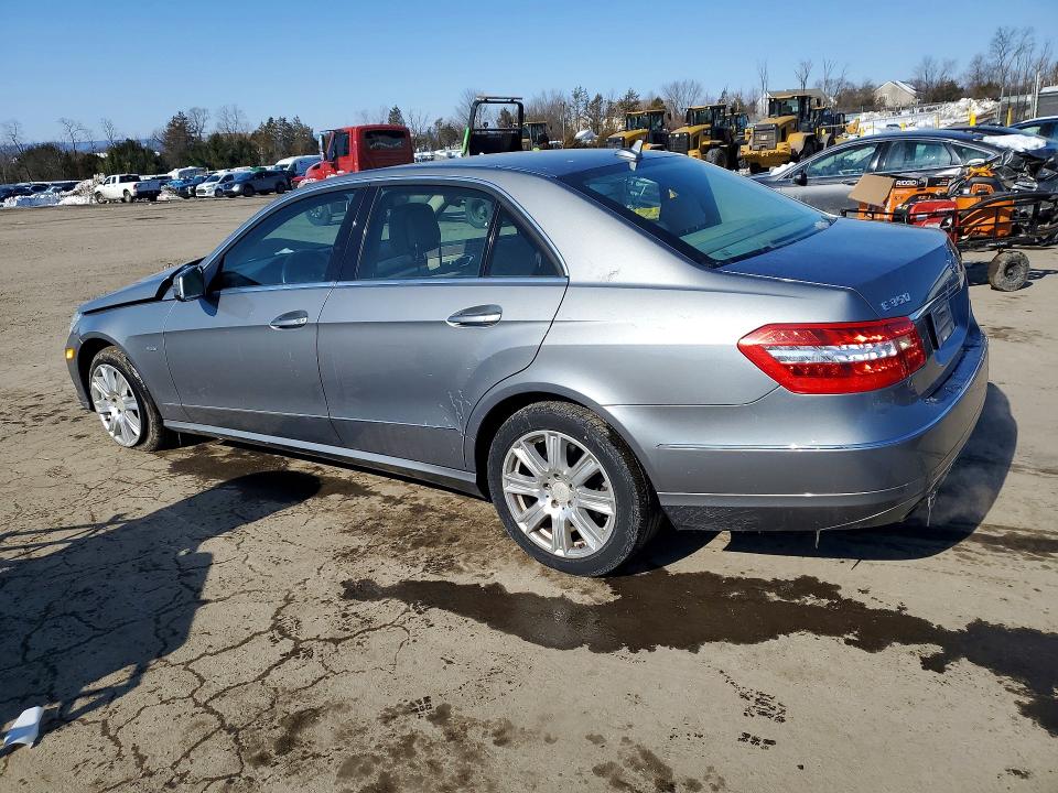 Photo 2 from auction – 2012 MERCEDES-BENZ E 350 4MAT with VIN WDDHF8JB9CA543013