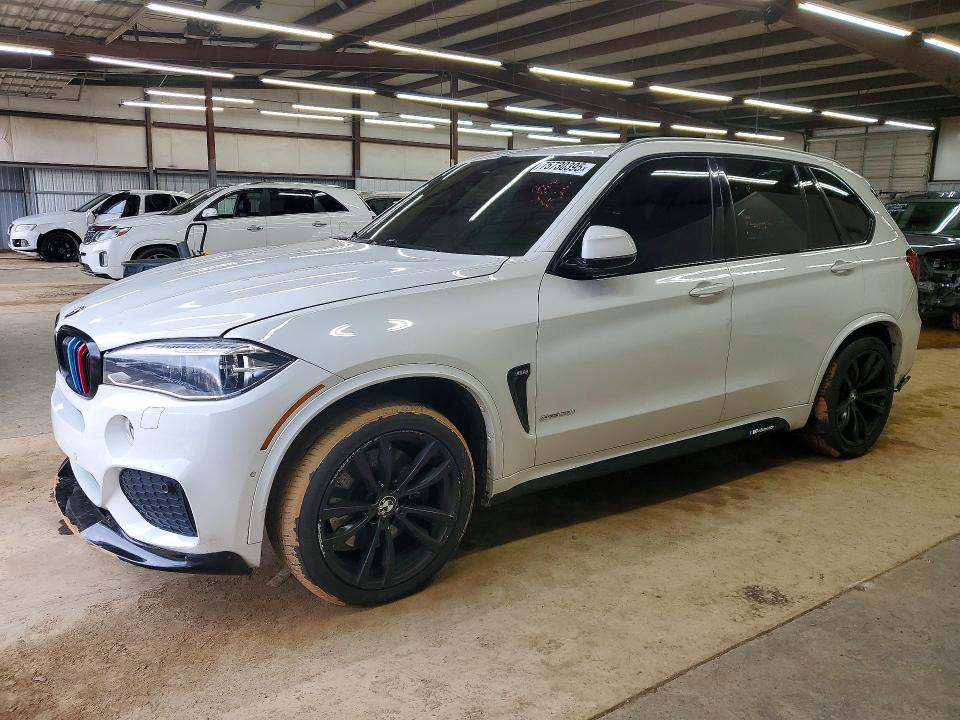BMW X5 2015 con VIN 5UXKR6C54F0J74055 - Foto de la subasta