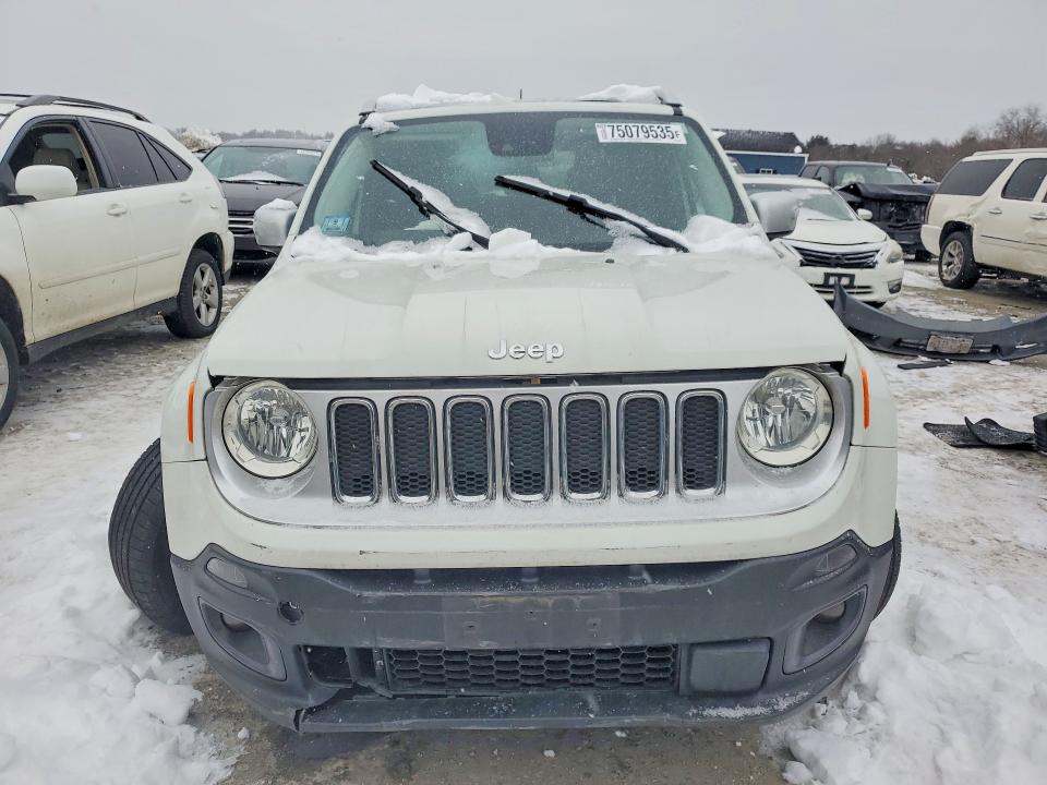 Photo 5 from auction – 2016 JEEP RENEGADE with VIN ZACCJBDT6GPC63589