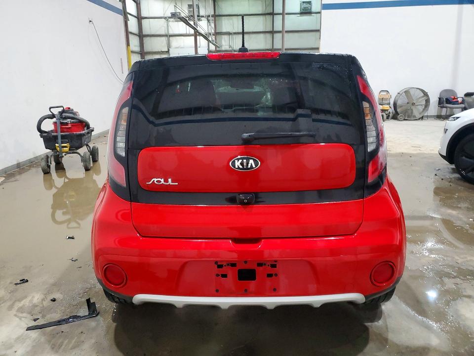 Photo 6 from auction – 2018 KIA SOUL with VIN KNDJP3A5XJ7539245