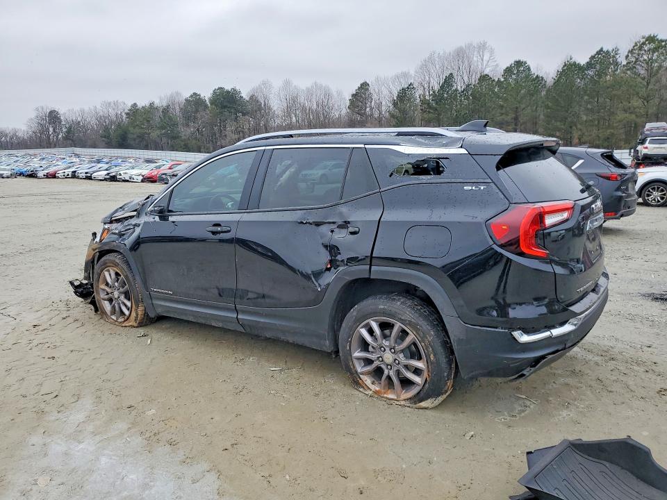 Photo 2 from auction – 2022 GMC TERRAIN with VIN 3GKALPEV7NL274478