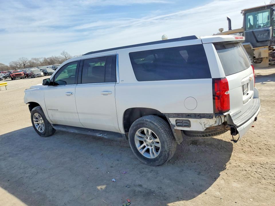 Photo 2 from auction – 2019 CHEVROLET SUBURBAN with VIN 1GNSCHKC3KR205436