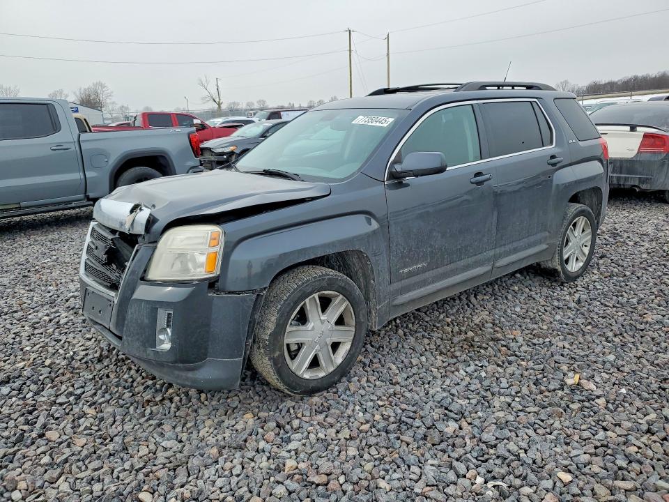 GMC TERRAIN 2011 with VIN 2CTALSEC3B6404564 - Photo from auction