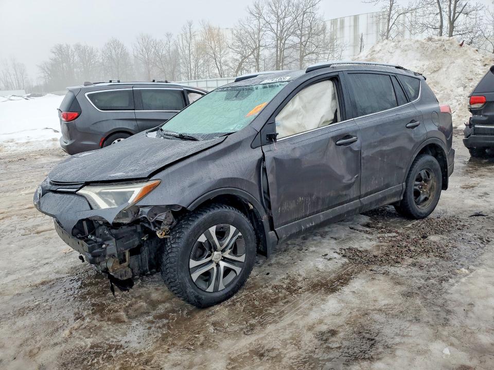 TOYOTA RAV4 2016 مع رقم تعريف المركبة JTMBFREV0GJ067752 - صورة من المزاد
