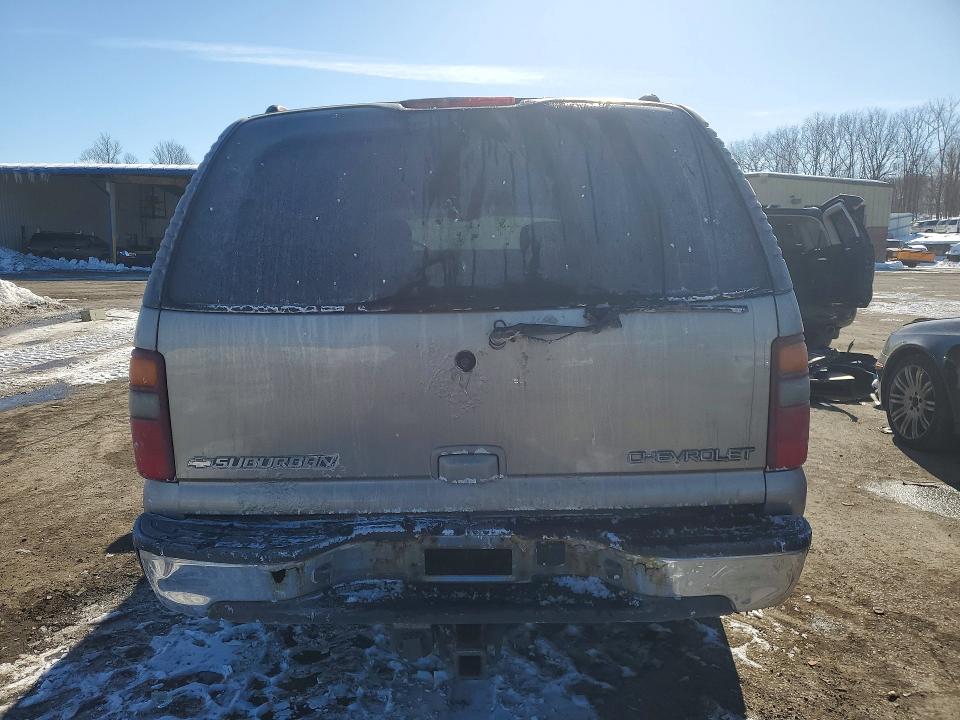 Photo 6 from auction – 2003 CHEVROLET SUBURBAN K with VIN 3GNFK16Z53G158888