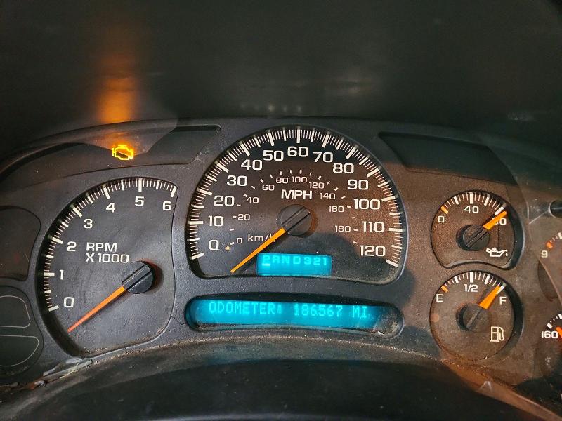 Photo 9 from auction – 2003 CHEVROLET SILVERADO with VIN 1GCEC14V73Z151605