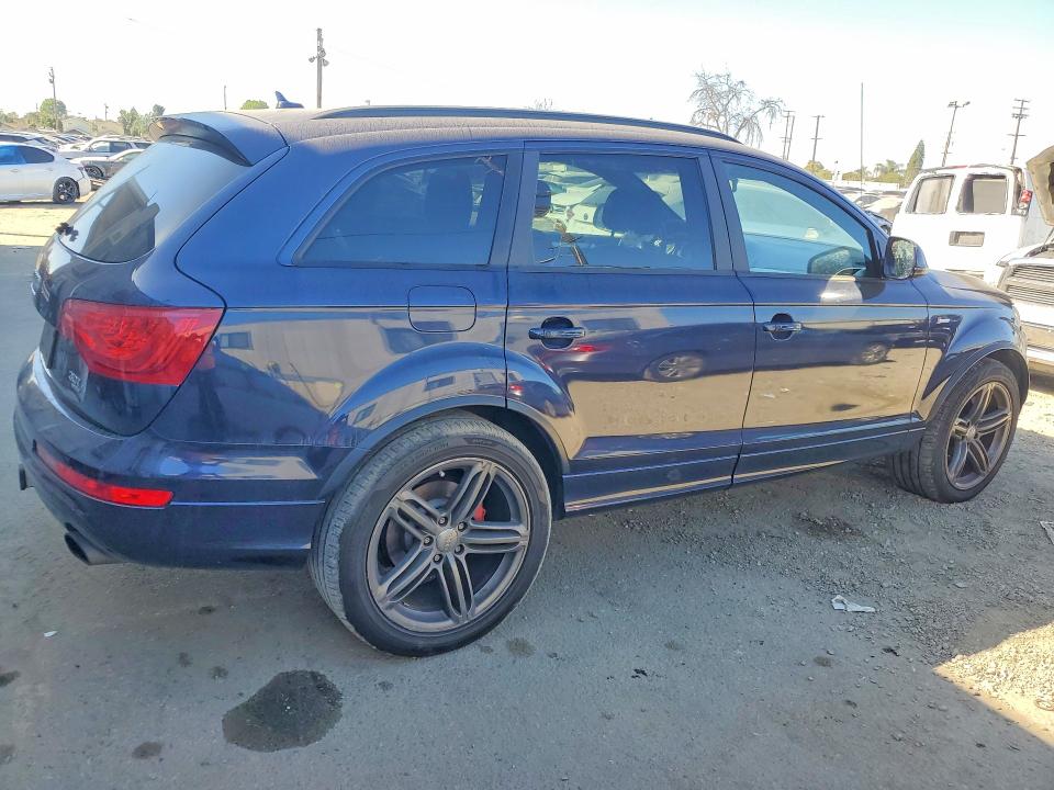 Photo 3 from auction – 2015 AUDI Q7 PRESTIG with VIN WA1DGAFE0FD008388