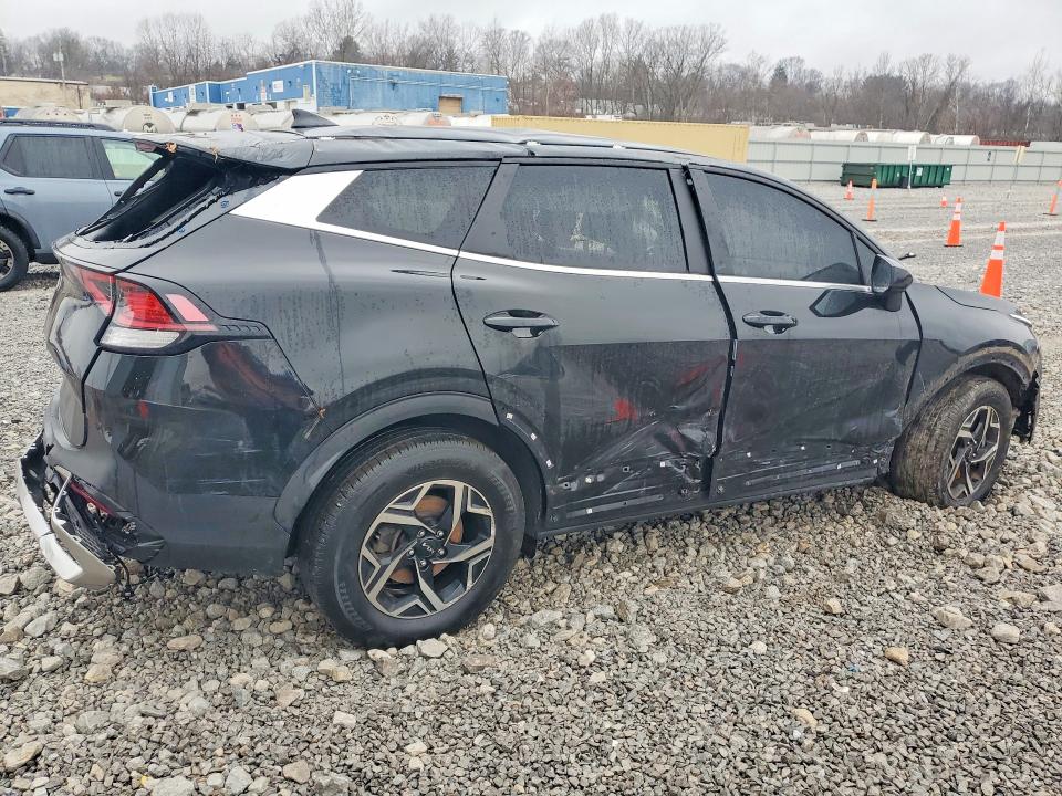 Photo 3 from auction – 2024 KIA SPORTAGE with VIN KNDPU3DF0R7305229