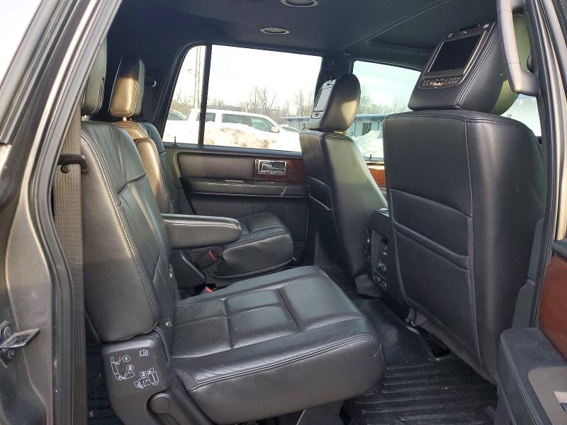 Photo 11 from auction – 2012 LINCOLN NAVIGATOR with VIN 5LMJJ3J54CEL06082